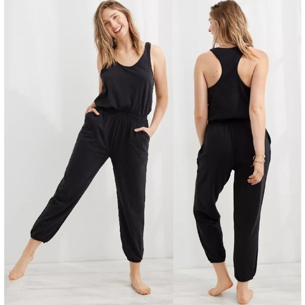 Aerie Track Jumpsuit M Black Scoop Sleeveless Racerback‎ Cinched Waist Pocket